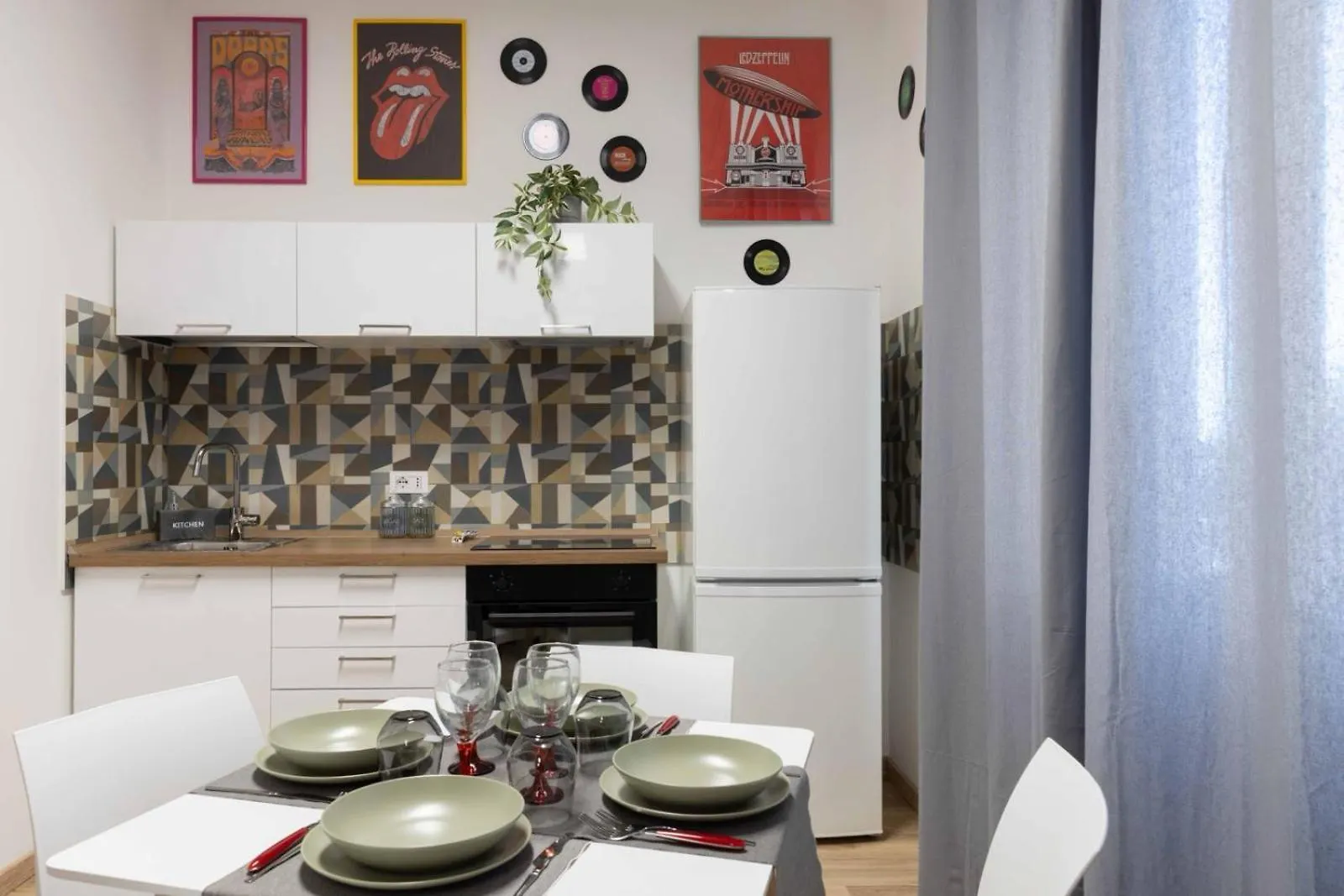 La Maison Des Artistes Catania Holiday home